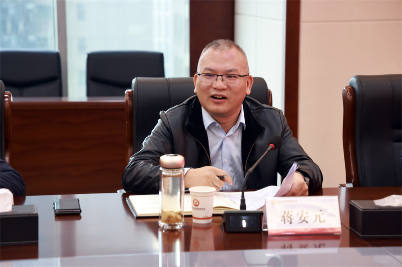 所长_副本.jpg 所长_副本.jpg