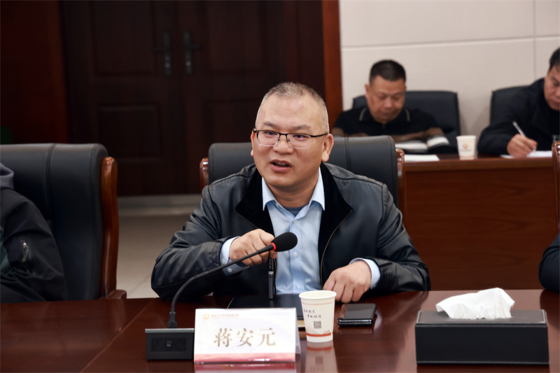 所长.jpg 所长.jpg