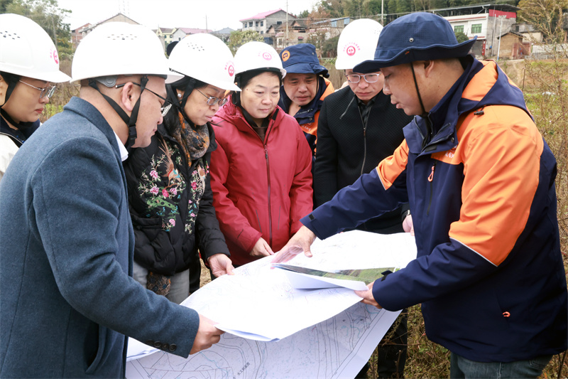 张皓院长1.jpg 张皓院长1.jpg